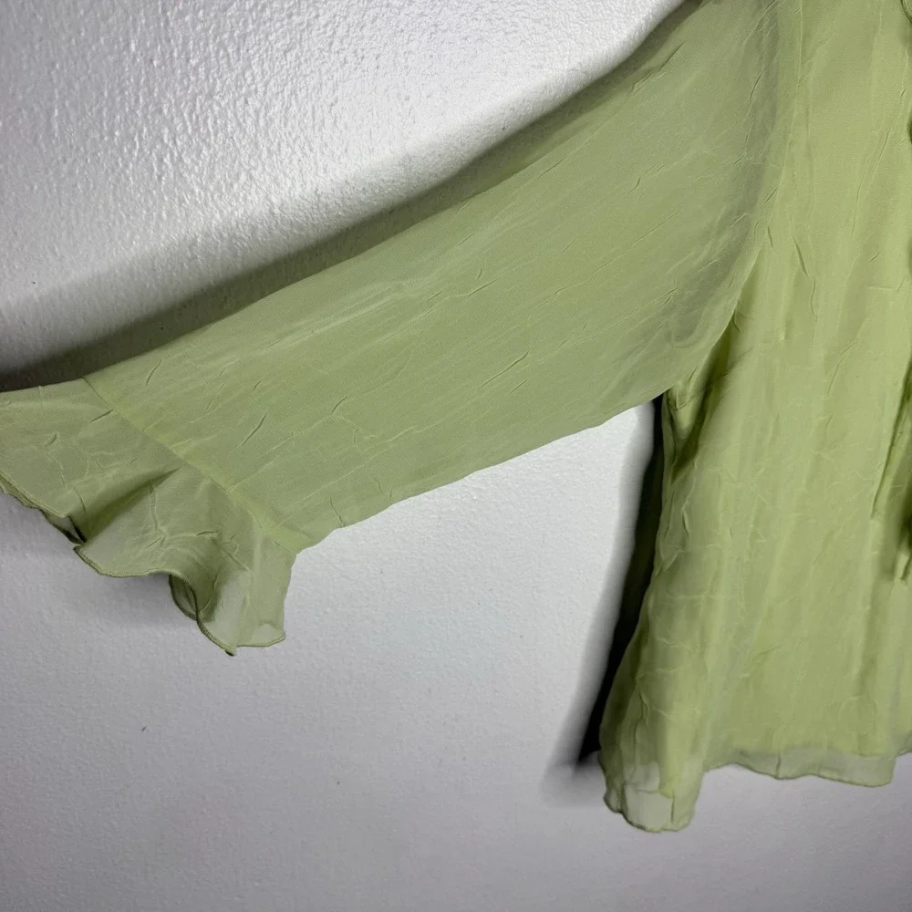 Y2K Dressbarn Light Green Ruffle V-neck Fairycore Top Women's Medium‎ Blouse